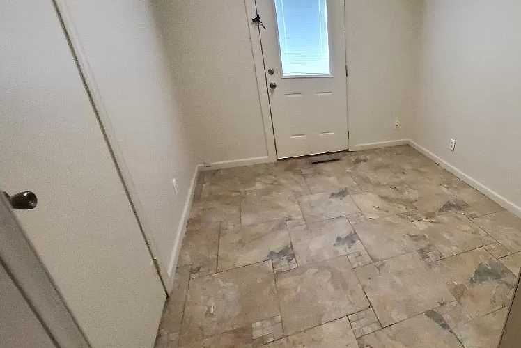 1020 S Eastview Dr #1 - Photo 7 of 12