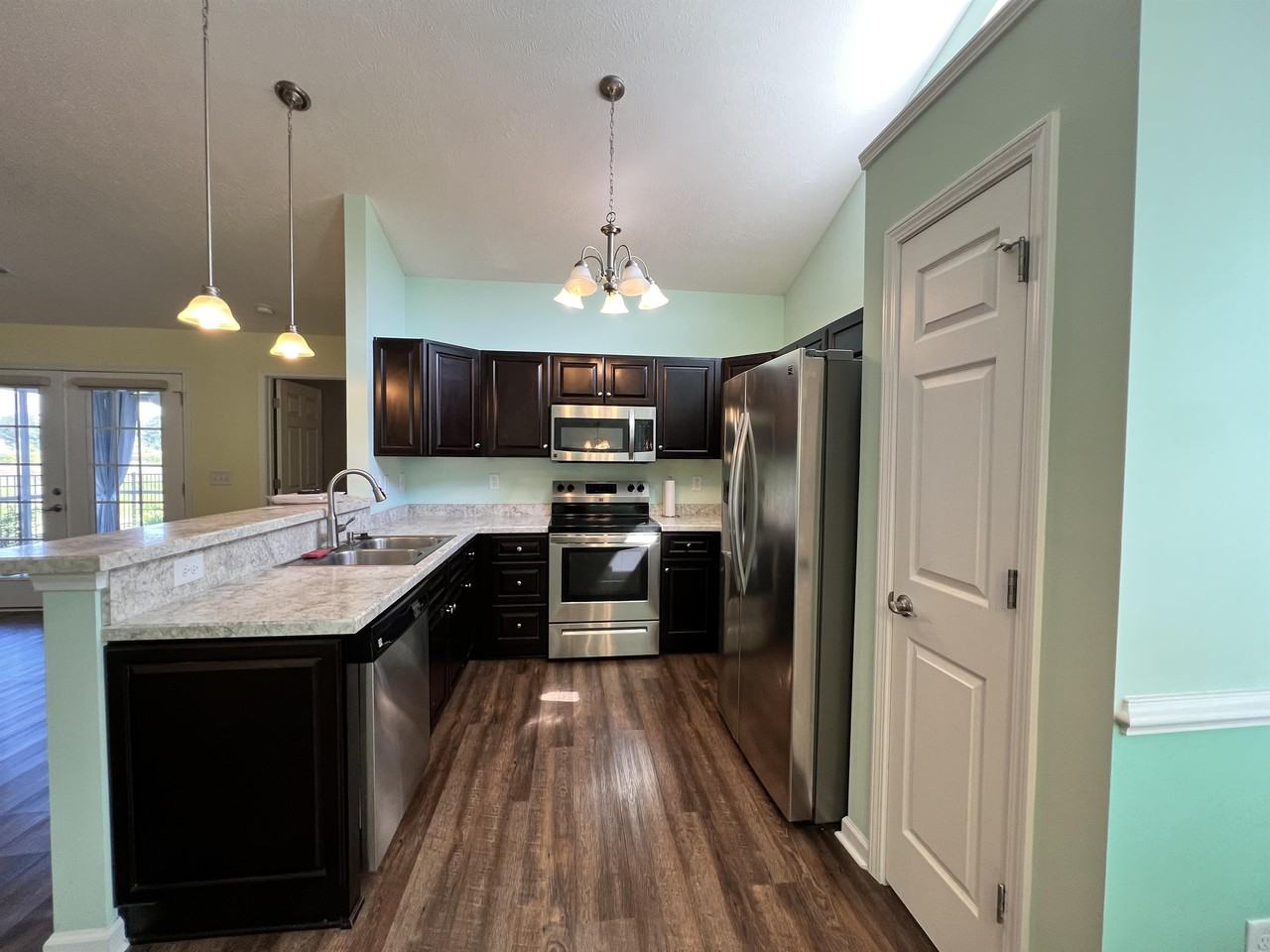 187 Heath Dr #1 - Photo 5 of 44