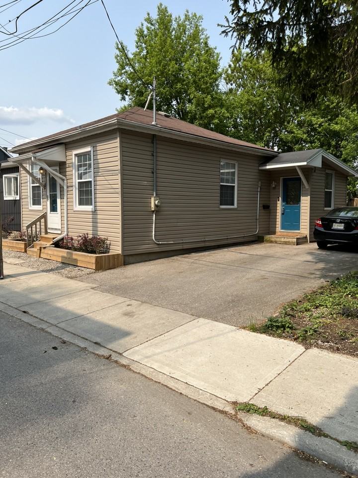 5 Henry St - Photo 2 of 17