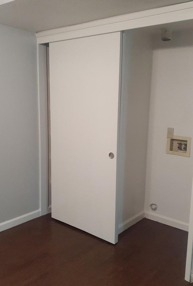 8661 Elk Grove Blvd - Photo 6 of 16