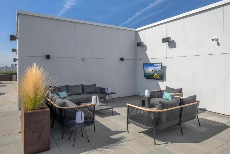 1314 North Skidmore Street - Photo 7 of 12