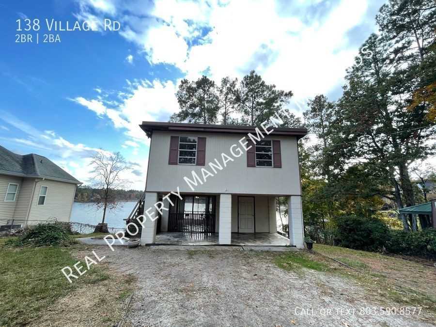 138 Village Rd - Photo 2 of 9