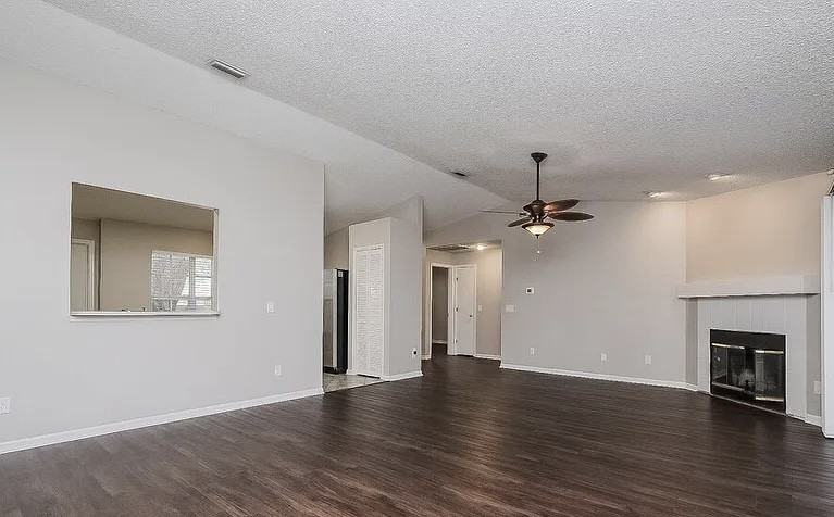 8437 Royal Hart Dr #NA - Photo 3 of 16