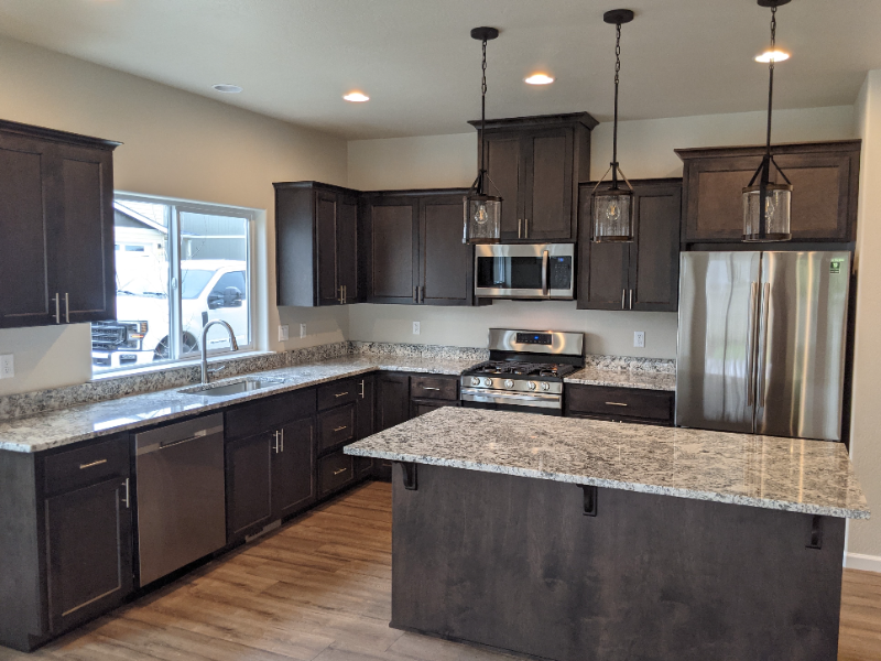 1661 S Columbus Ave - Photo 3 of 19