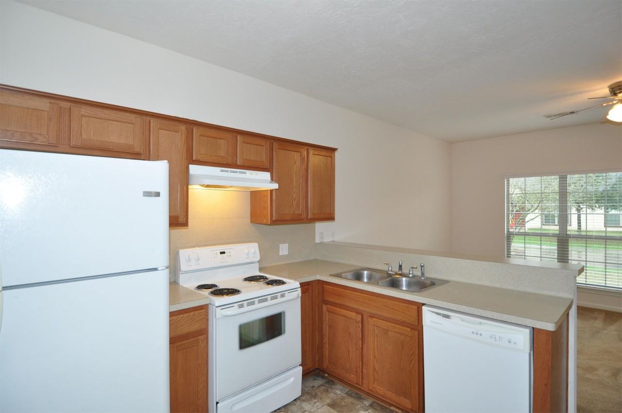 24772 Penny Ln Spc A #A - Photo 6 of 14