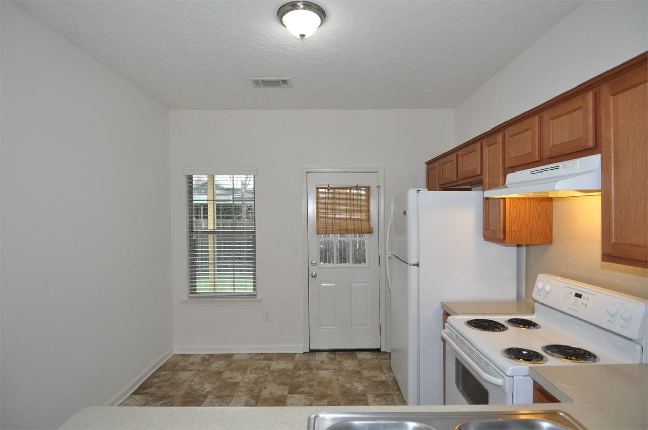 24772 Penny Ln Spc A #A - Photo 4 of 14