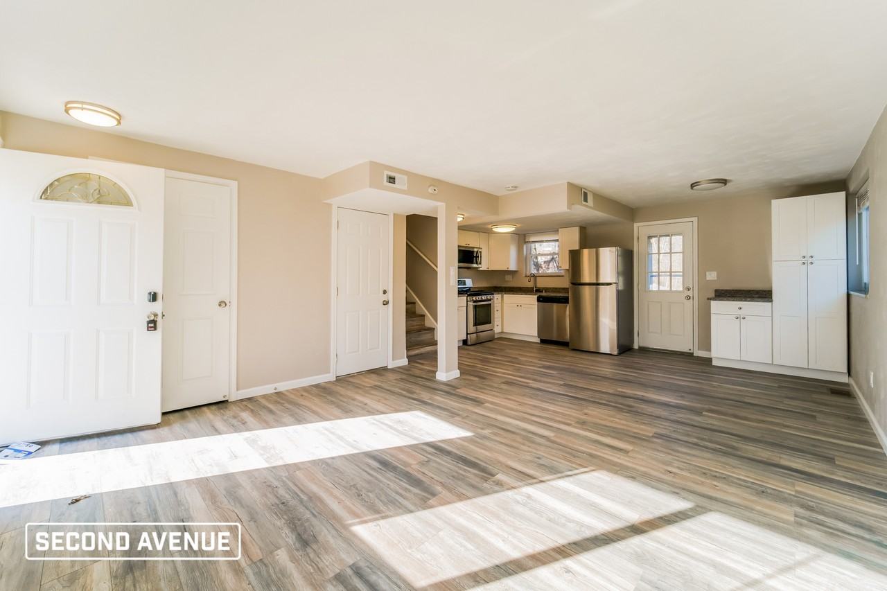 512 Holly Dr - Photo 7 of 20