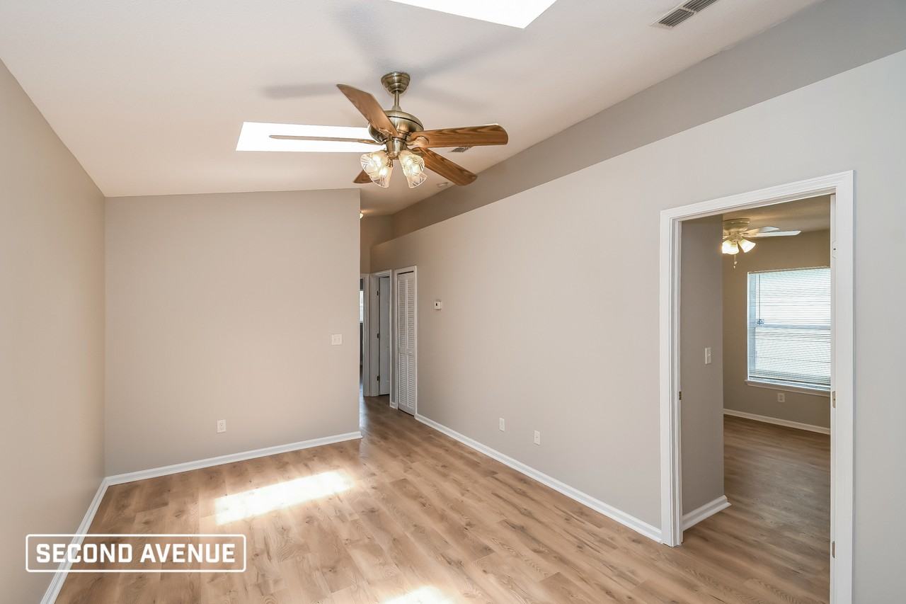 5647 Ellis Trace Dr - Photo 5 of 17