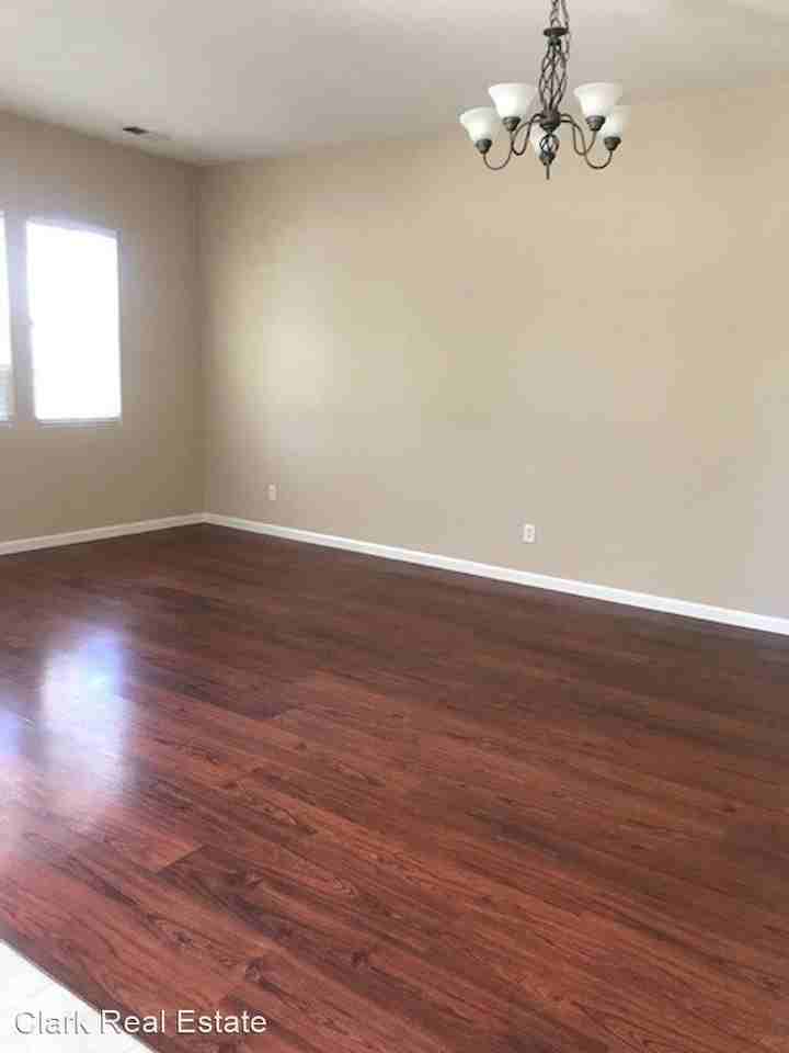 10524 Yuba Ct - Photo 2 of 10