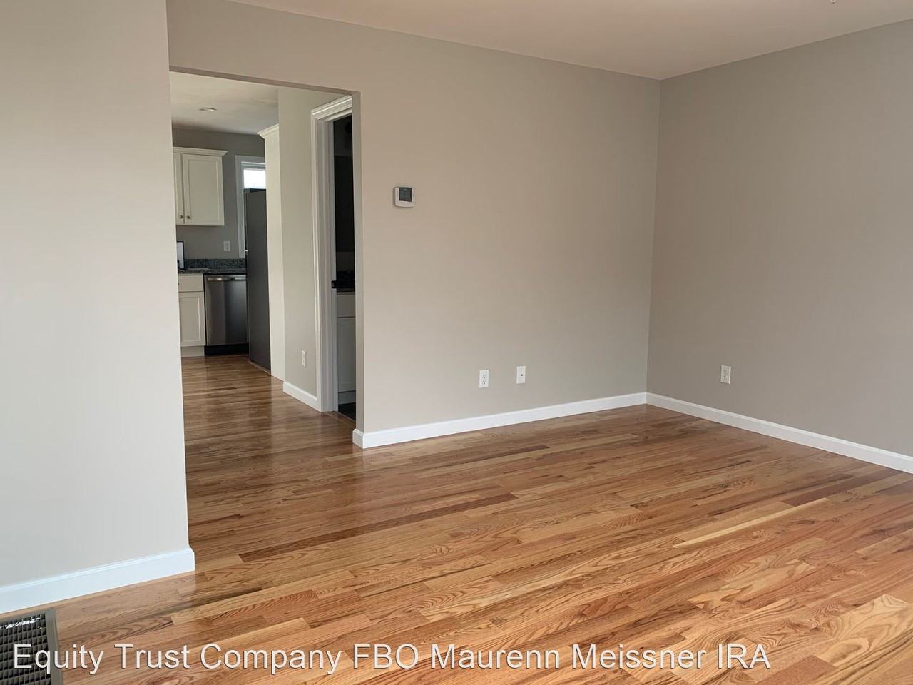 6-21 Clarendon Way - Photo 3 of 19