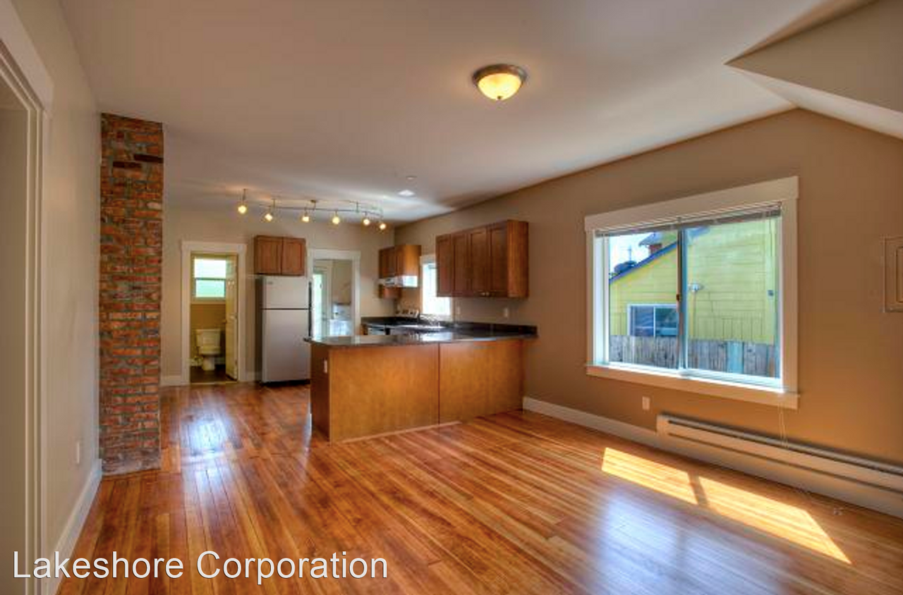 932 26th Ave S - Photo 3 of 10