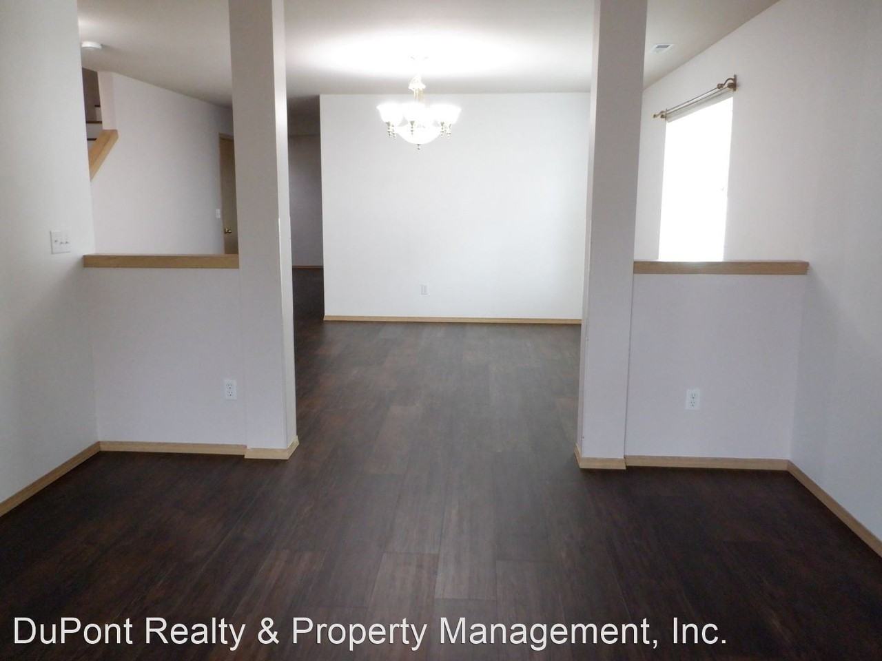 1527 Sinclair Dr - Photo 3 of 16