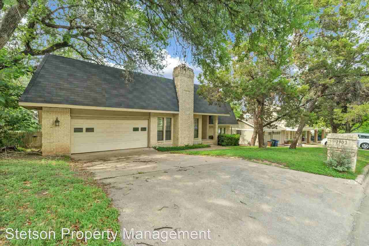 1902 Mistywood Dr - Photo 2 of 20