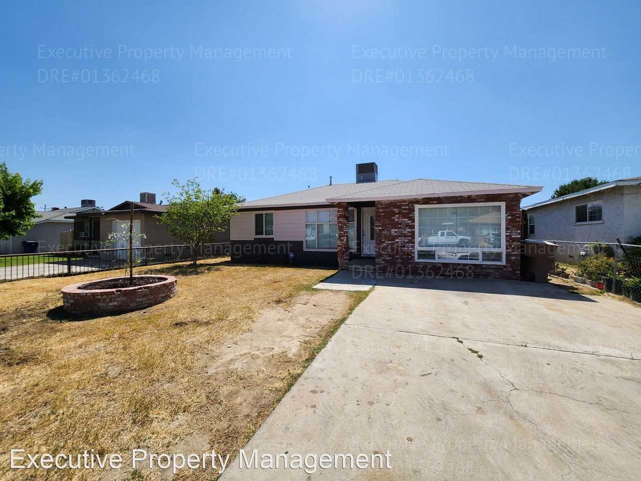 420 Larry St - Photo 3 of 27