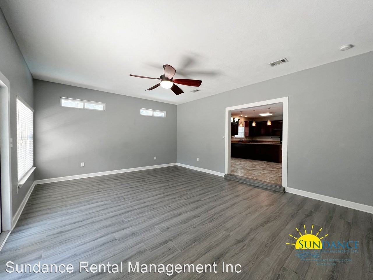 6068 Eden Sq - Photo 3 of 19