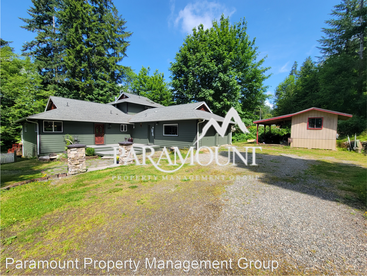 251 Ne Mahonia Dr - Photo 2 of 18