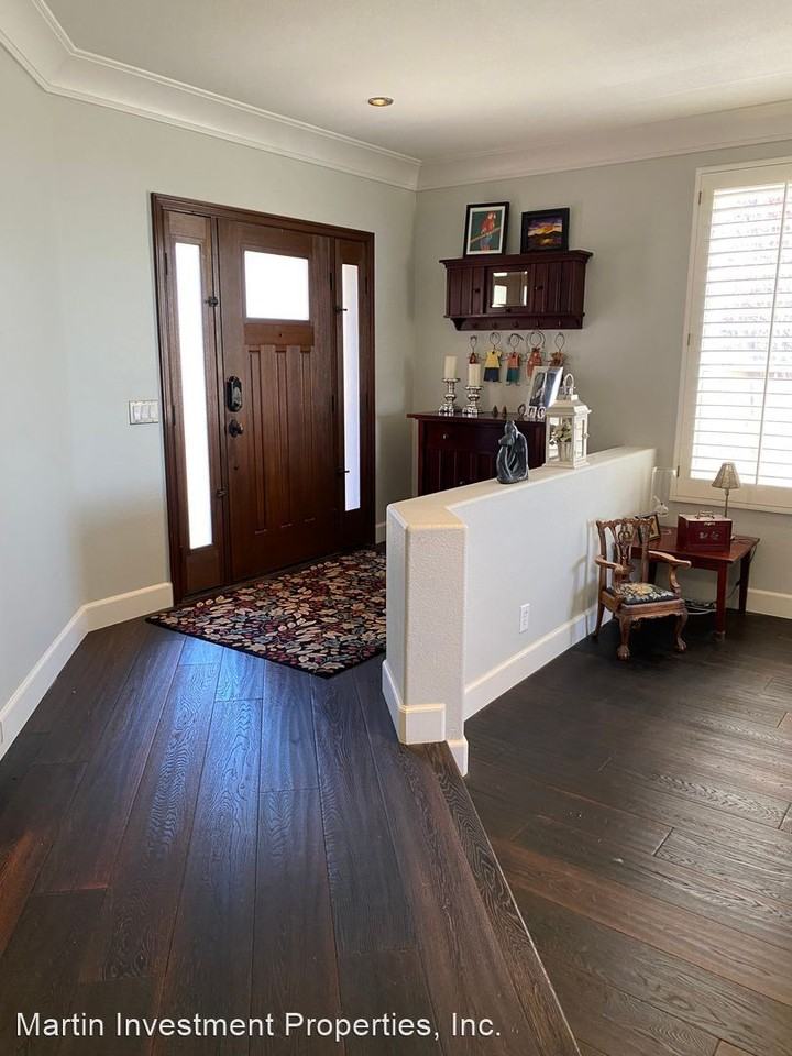 25881 Nimes Ct - Photo 3 of 31