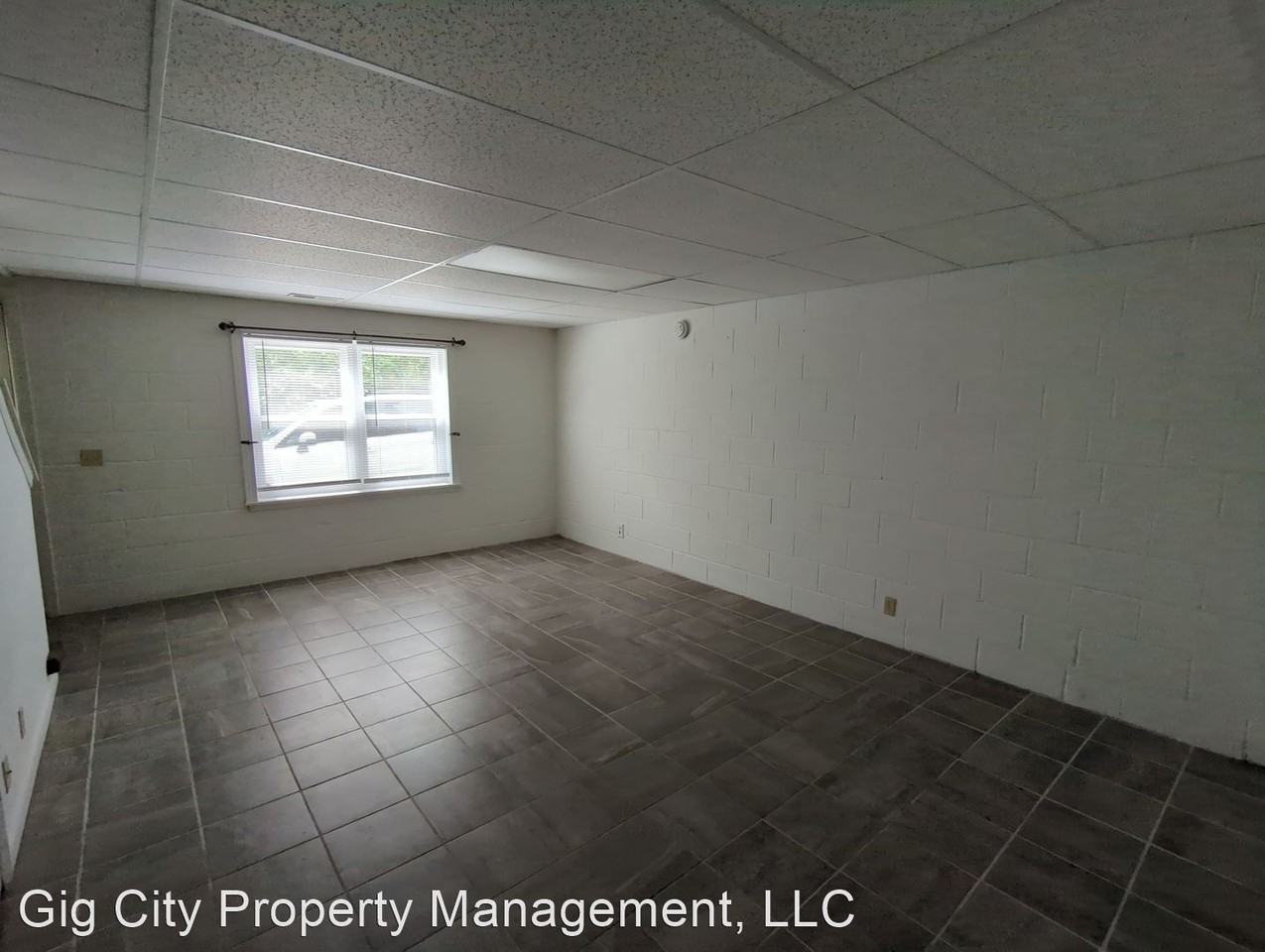 83 Summerfield Rd - Photo 3 of 6