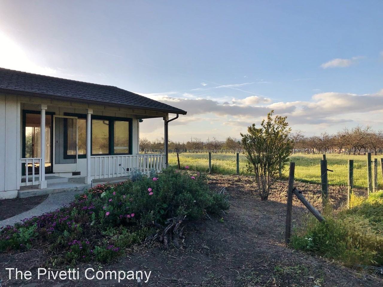 530 Morada Ln - Photo 2 of 8