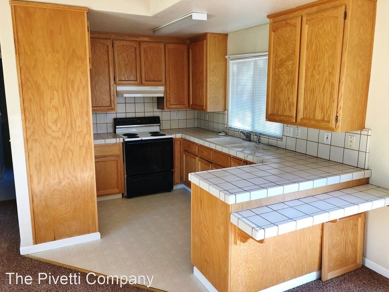 530 Morada Ln - Photo 3 of 8