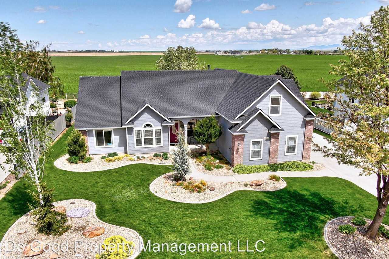 14860 Alkmaar St - Photo 2 of 40