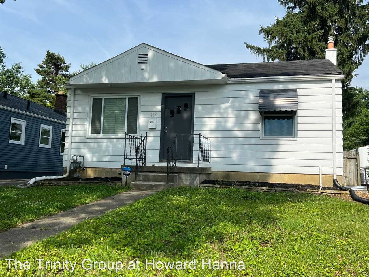 117 N Everett Ave - Photo 2 of 31