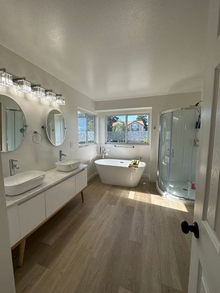 2110 Springcrest Rd - Photo 2 of 23