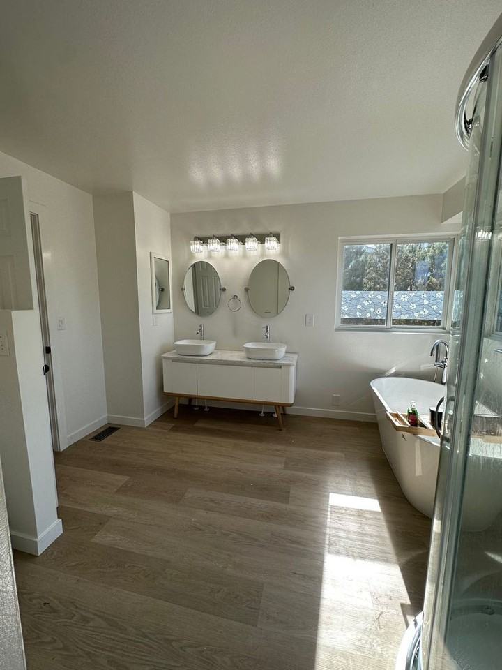 2110 Springcrest Rd - Photo 3 of 23