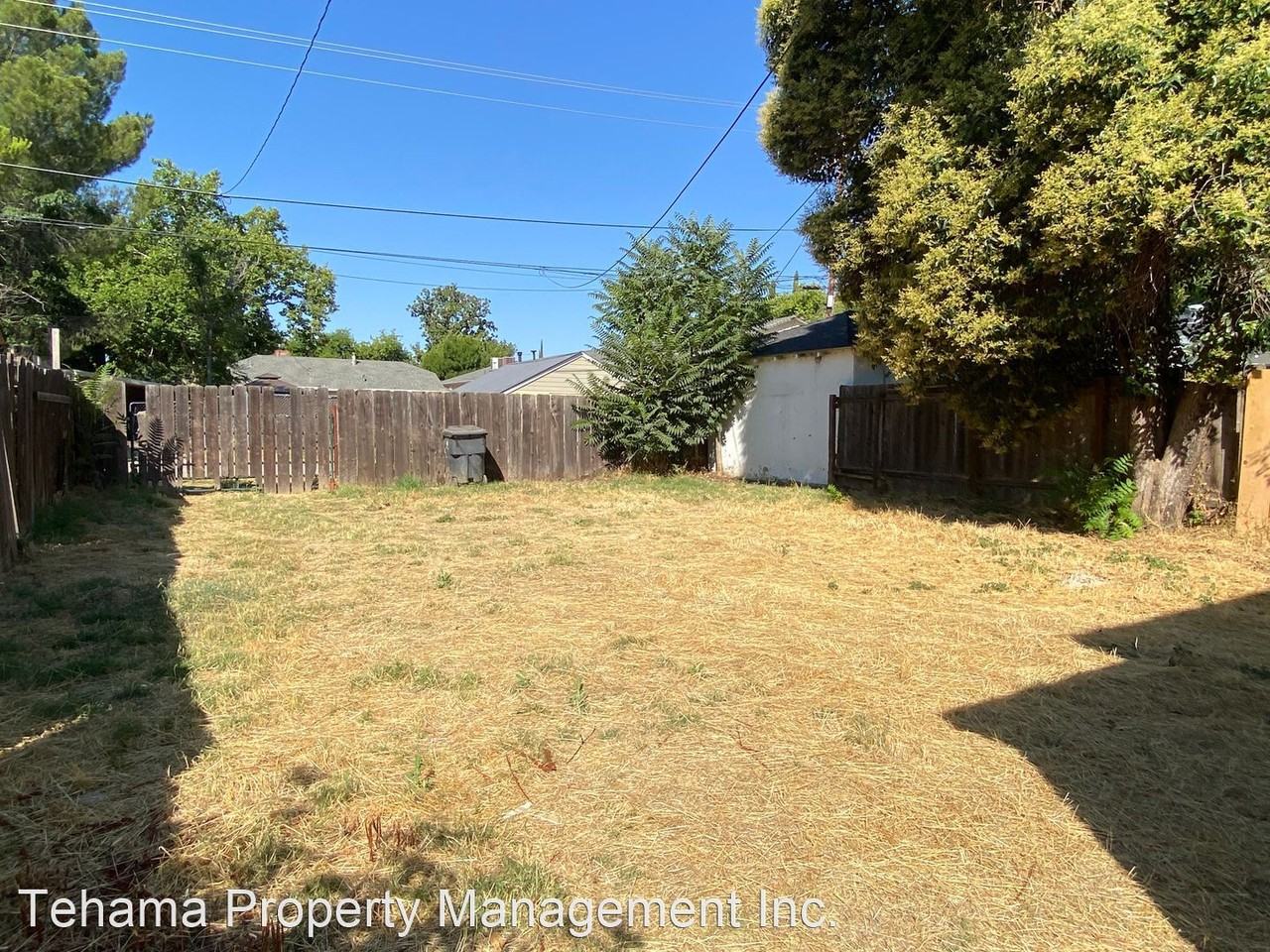 943 Monroe St - Photo 2 of 15