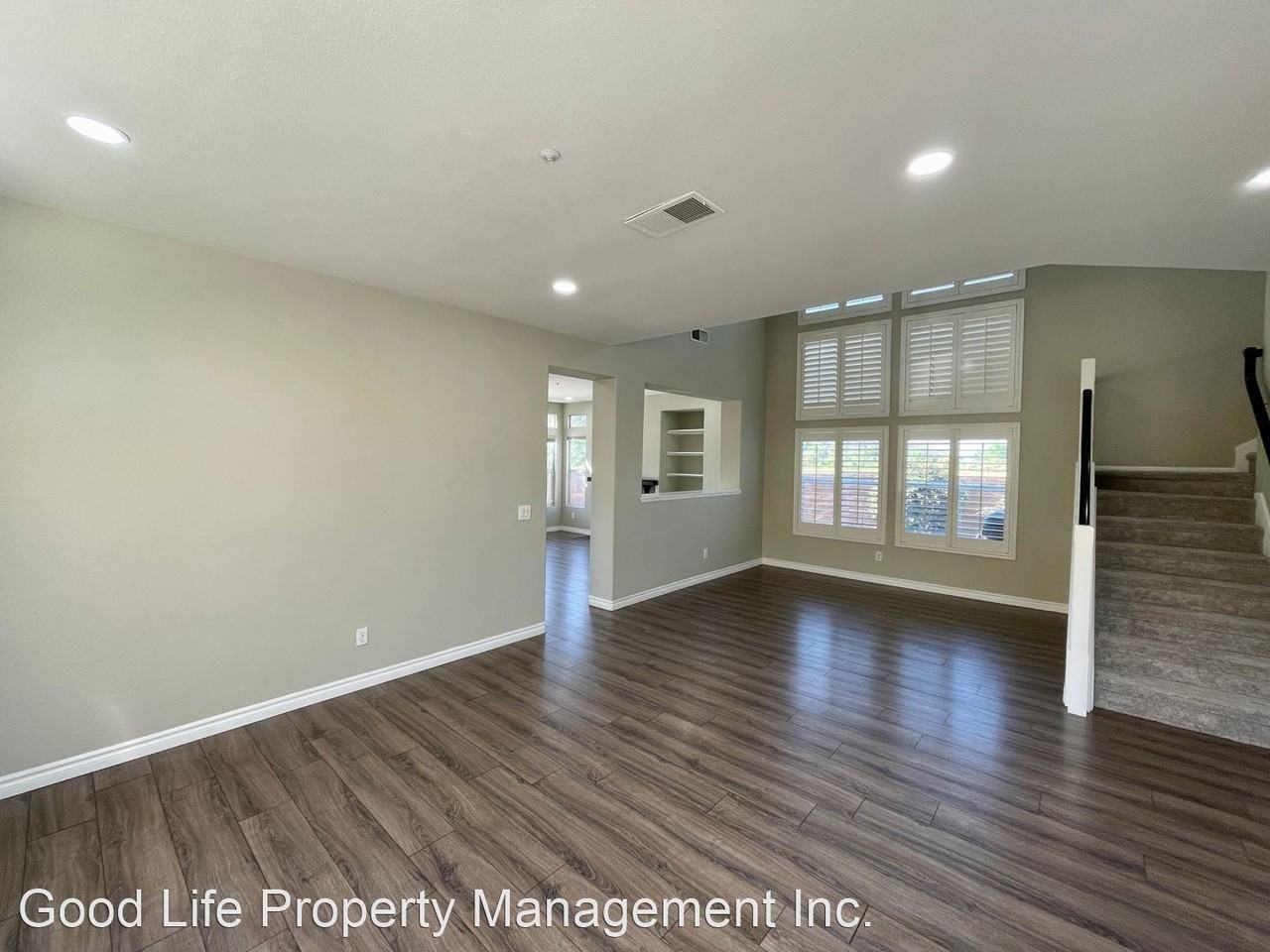 2476 Fallbrook Pl - Photo 3 of 23