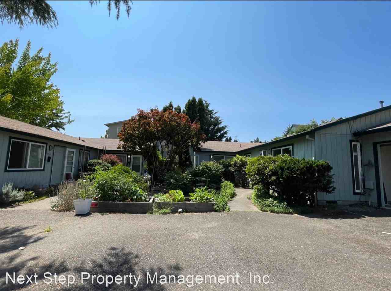 524-526 & 530-532 S Dakota St. - Photo 3 of 4