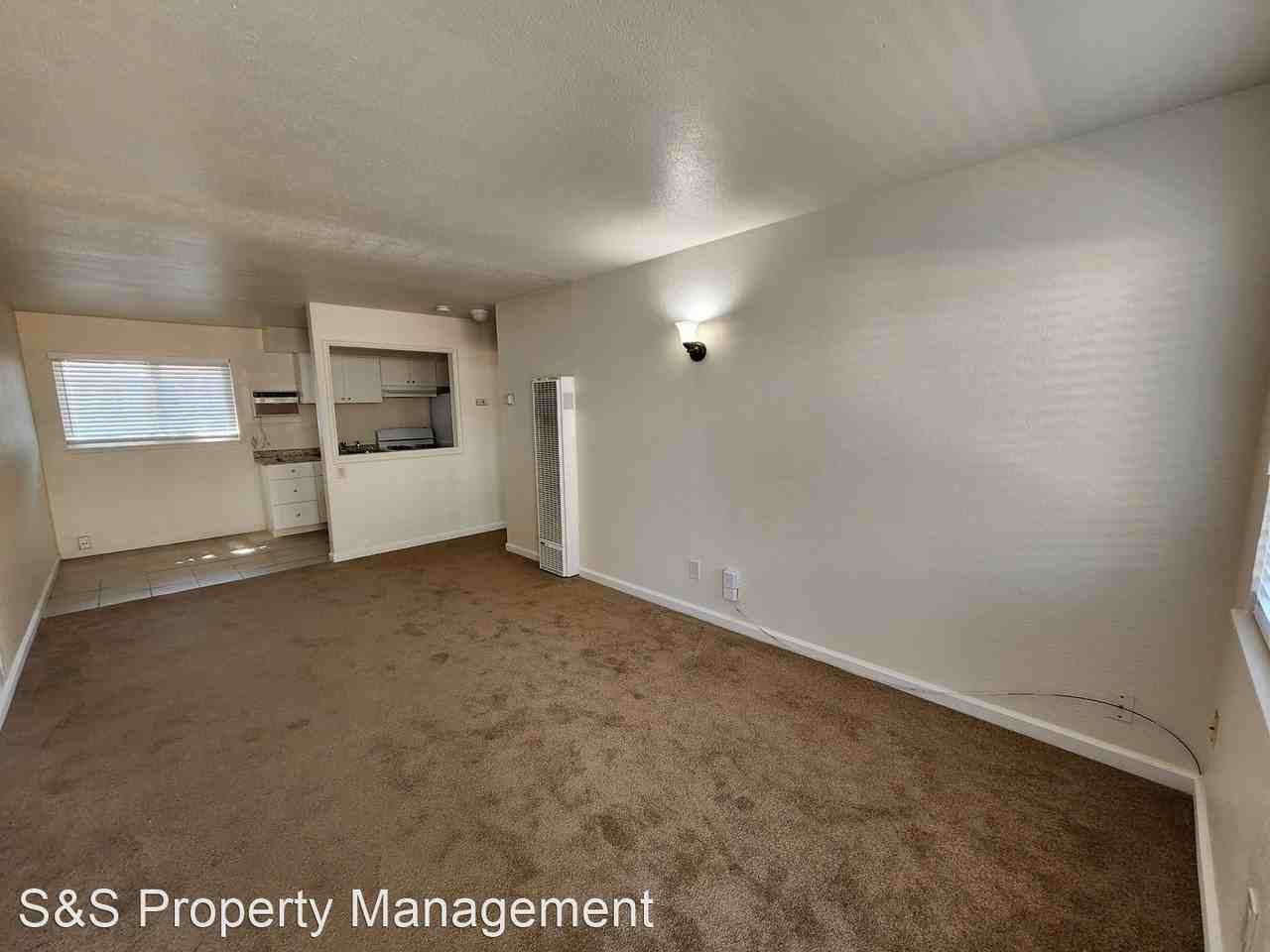 3309 Y Street - Photo 2 of 6