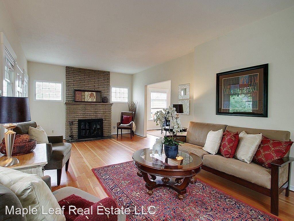 1408 N 52nd St - Photo 3 of 17