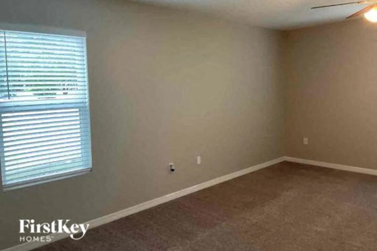 6262 Merrifield Dr - Photo 2 of 10