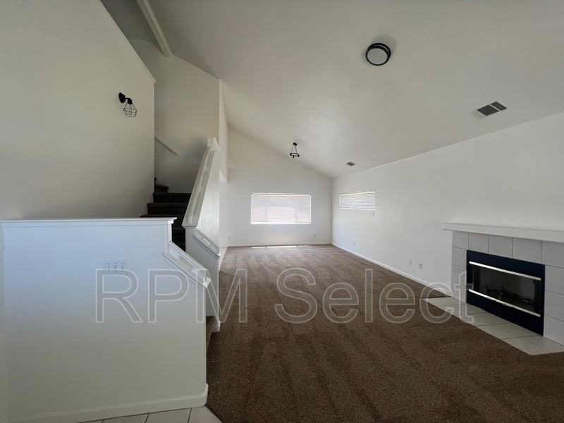 6181 Lemon Bell Way - Photo 3 of 28