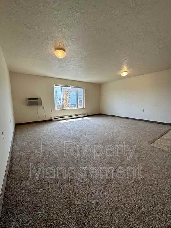 5112 4th Ave N #02 - Photo 3 of 27