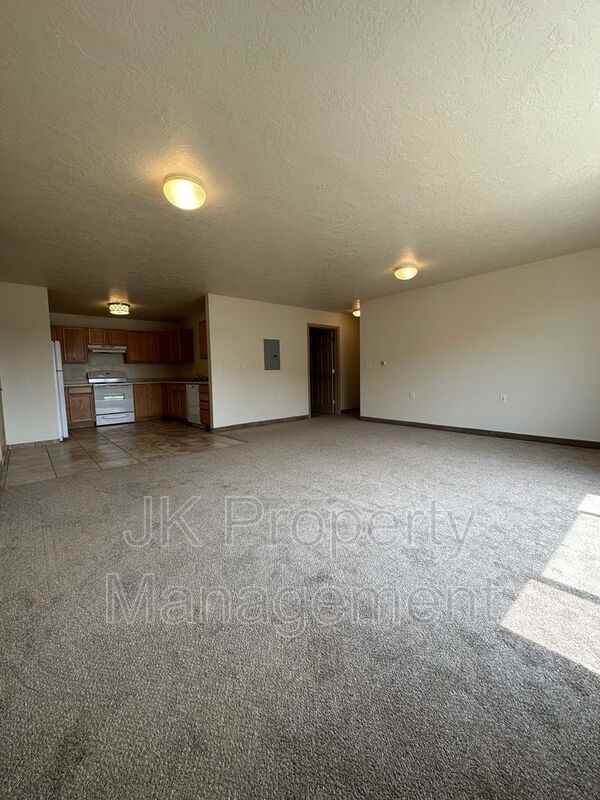 5112 4th Ave N #02 - Photo 4 of 27