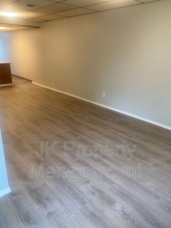 1200 1st Ave N #6 - Photo 5 of 20