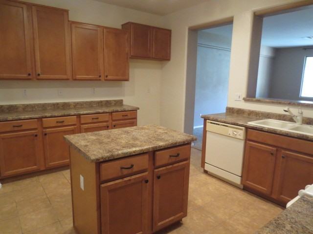 19407 E Canary Way - Photo 7 of 22