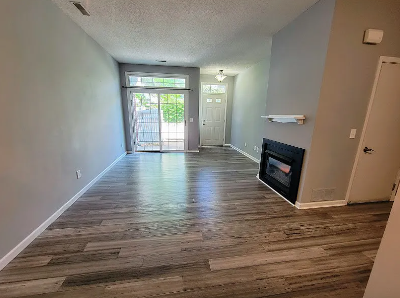 15638 Garnet Way - Photo 4 of 20