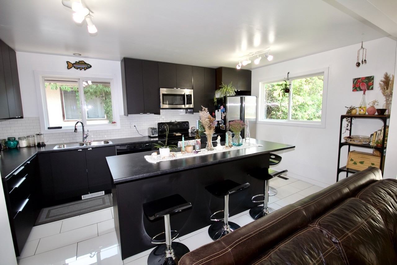 8336 152c Ave Nw - Photo 2 of 37