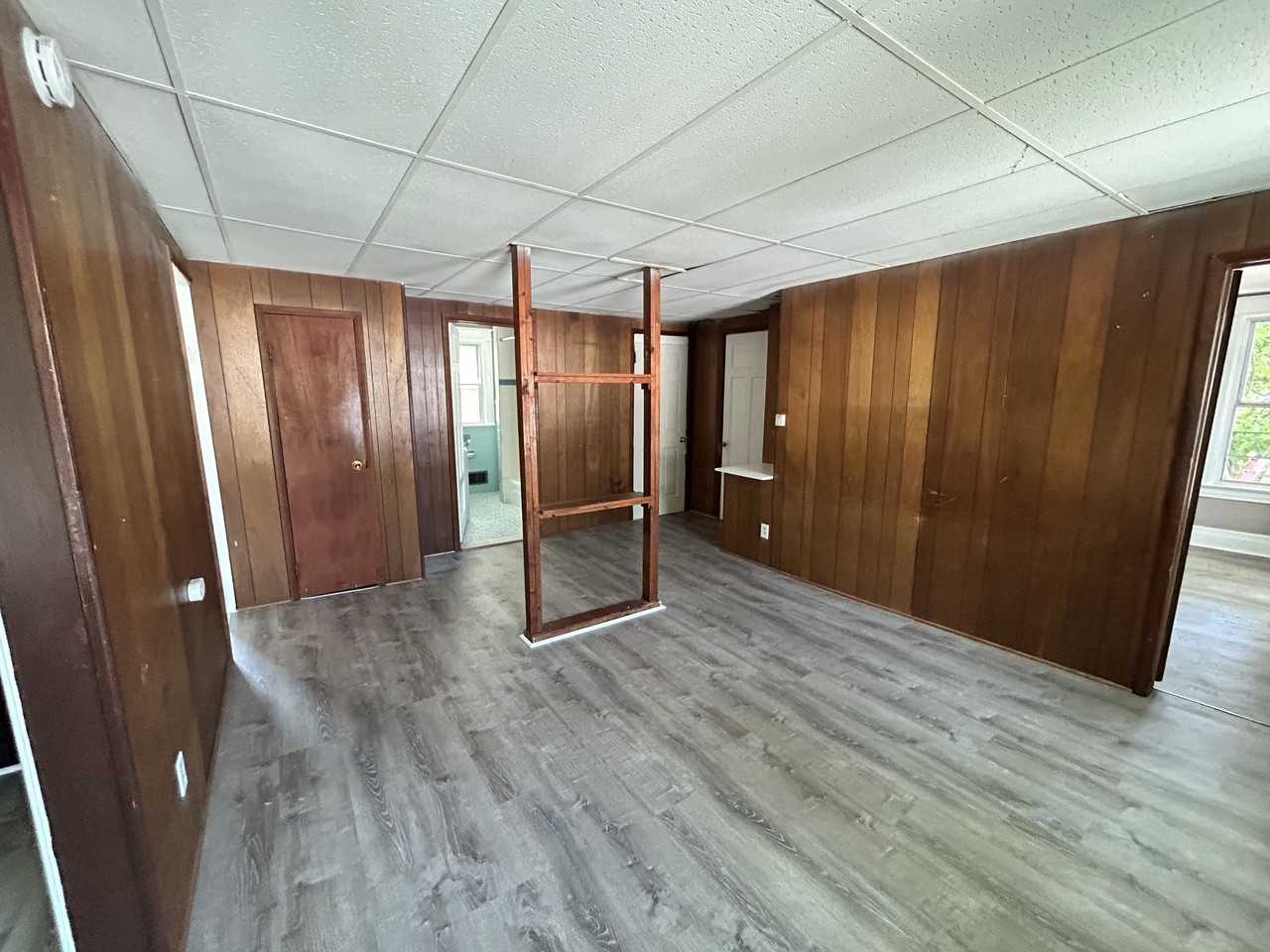 156 Lincoln Ave - Photo 3 of 15