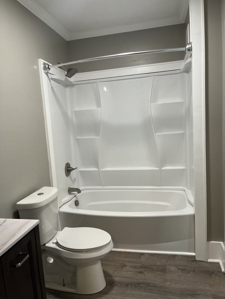 1125 Pennoyer Ave - Photo 2 of 17