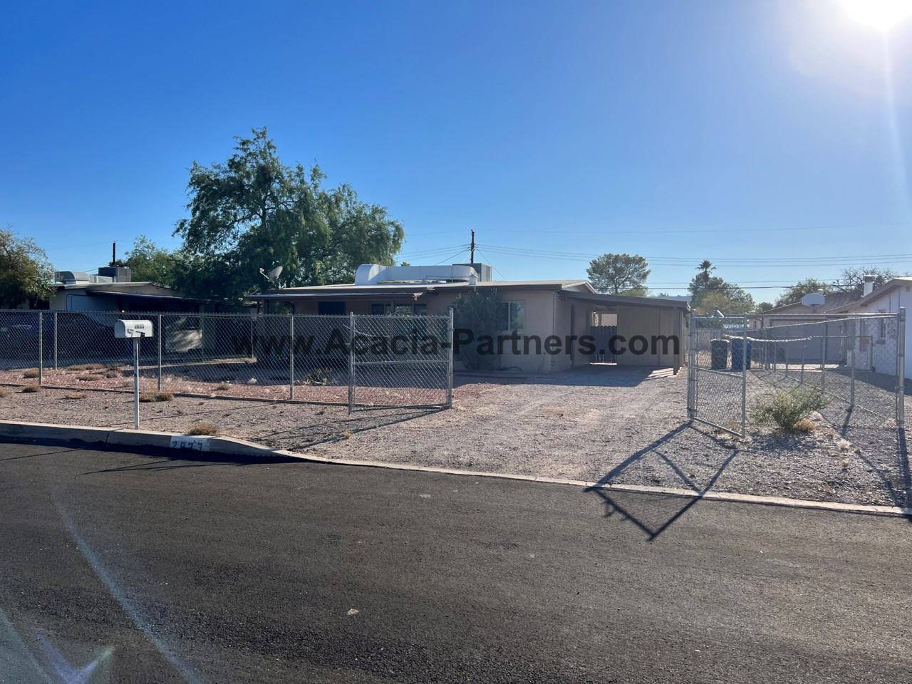 2833 N Desert Ave - Photo 2 of 16