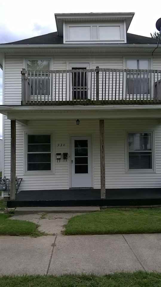 930 Baraga Street Northeast - Photo 6 of 8