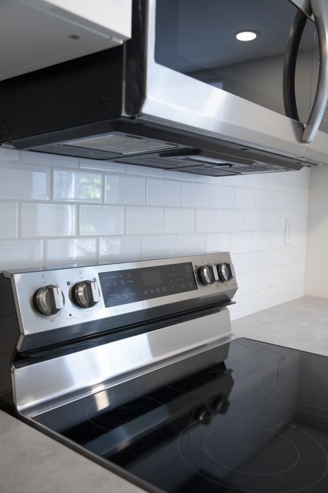 310 West 2nd Street #2 - Photo 4 of 21