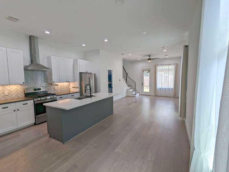 204 Marathon St #B - Photo 2 of 21