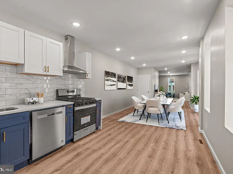 5535 Locust St - Photo 4 of 17