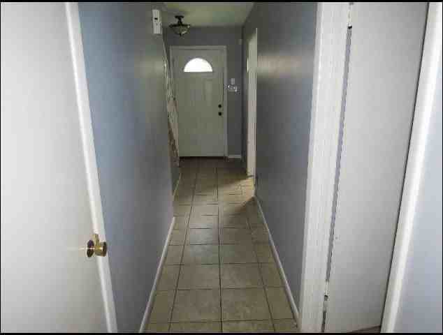 7 Pickering Dr - Photo 3 of 10