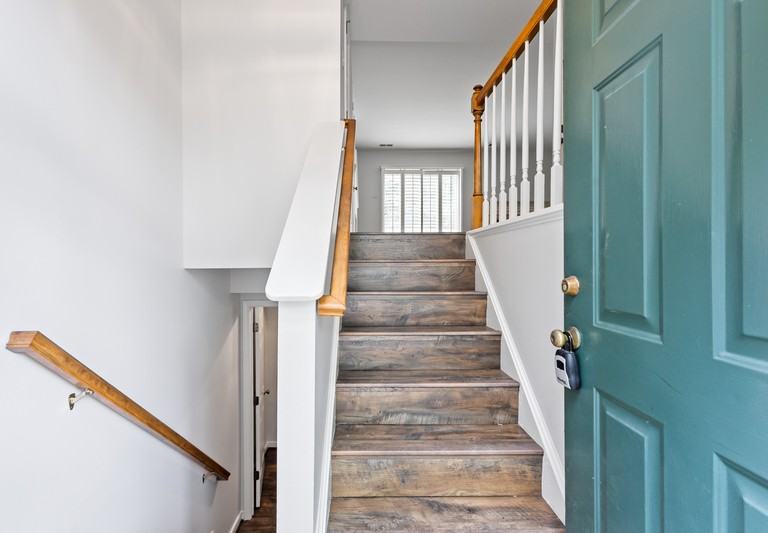 12021 Shore View Dr - Photo 4 of 44